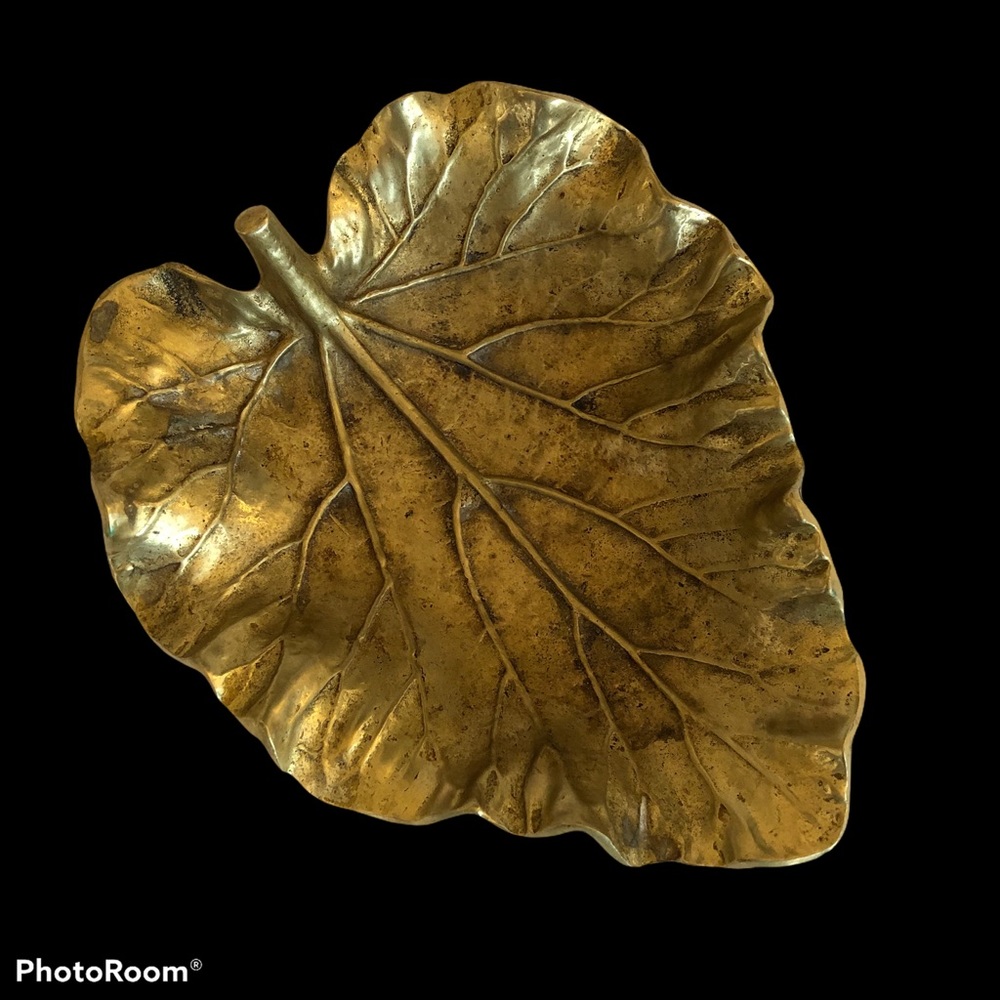 VTG VA Metalcrafters Solid Brass Leaf Dish 40s